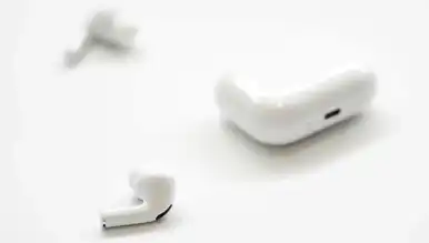 AirPods Pro 3: Akıllı Saatlerin Yerini Mi Alacak?