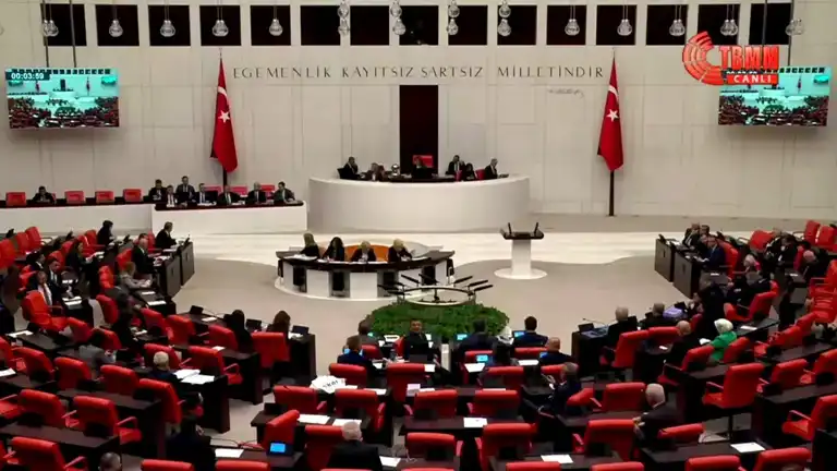 Bakan Kacır: TOGG, Milli Gururumuz!